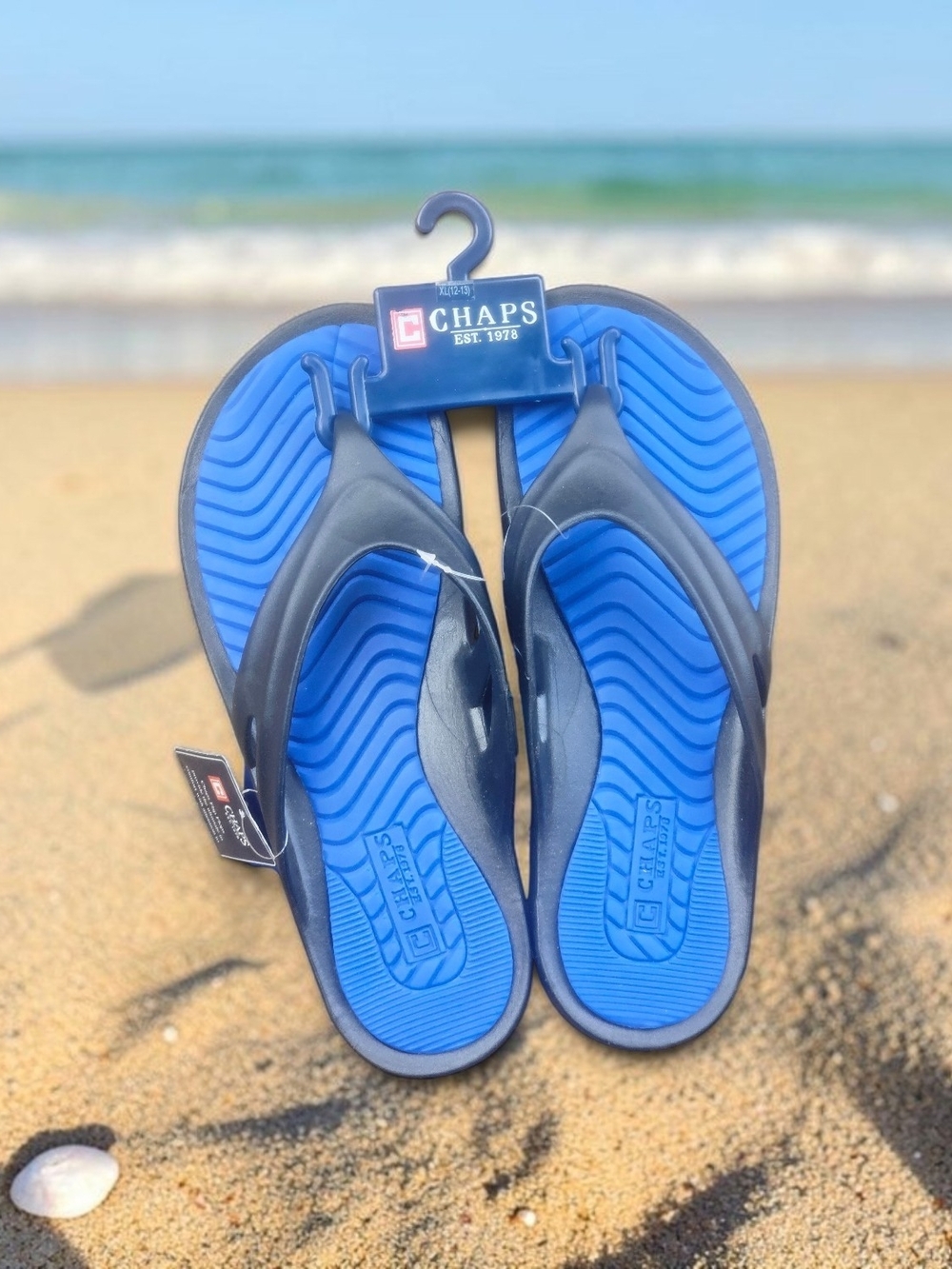 Chaps Men’s Flip Flop Sandals XL 12-13 Navy & Bright Blue